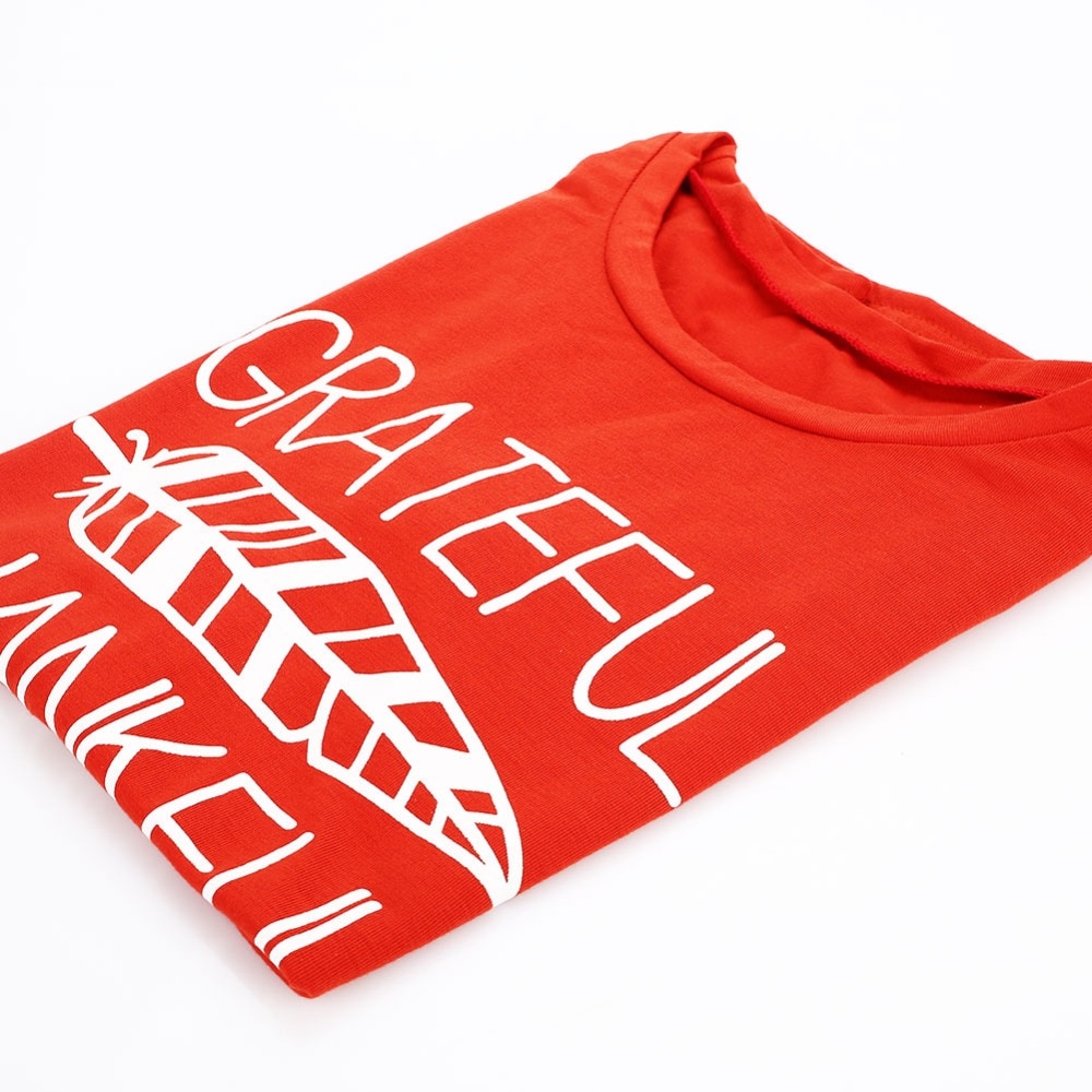 Title 1, Rood dames T-shirt met Blessed print en ronde h...