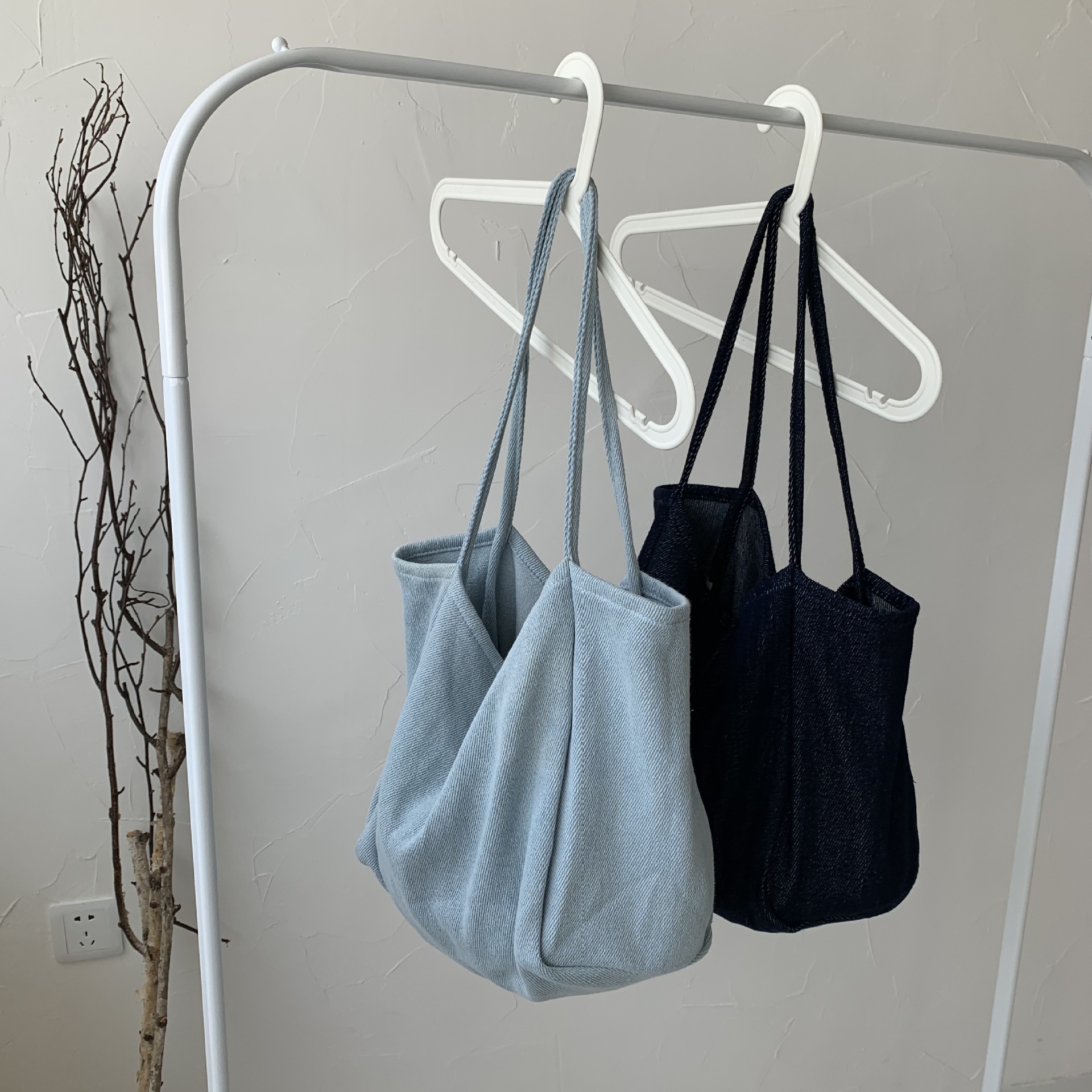 Title 1, Vintage canvas bag washed denim