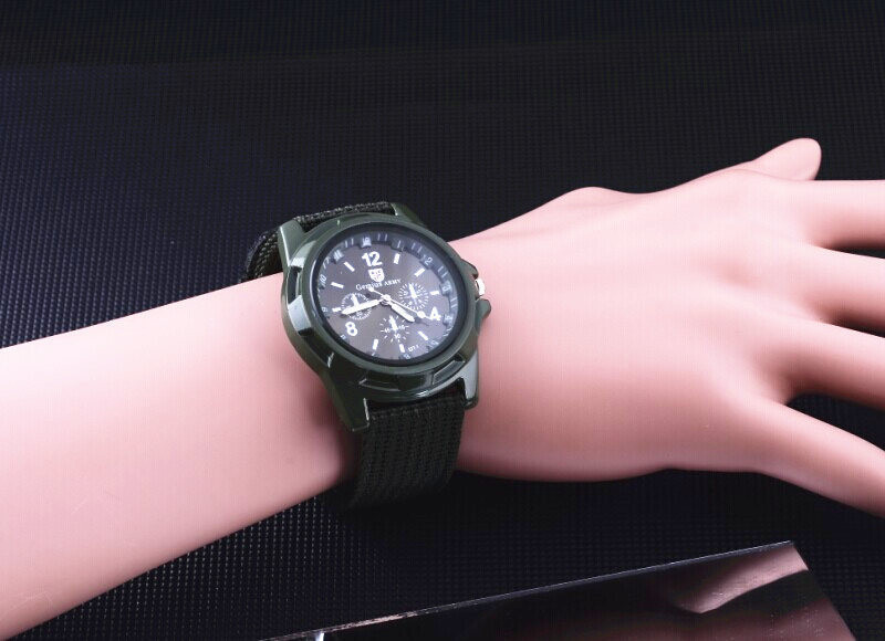 Title 6, Nylon strap quartz watch with three-eye and thr...