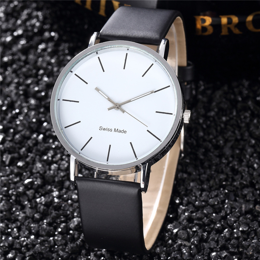 Title 3, Heren en dames quartz horloges. Tijdloze elegan...