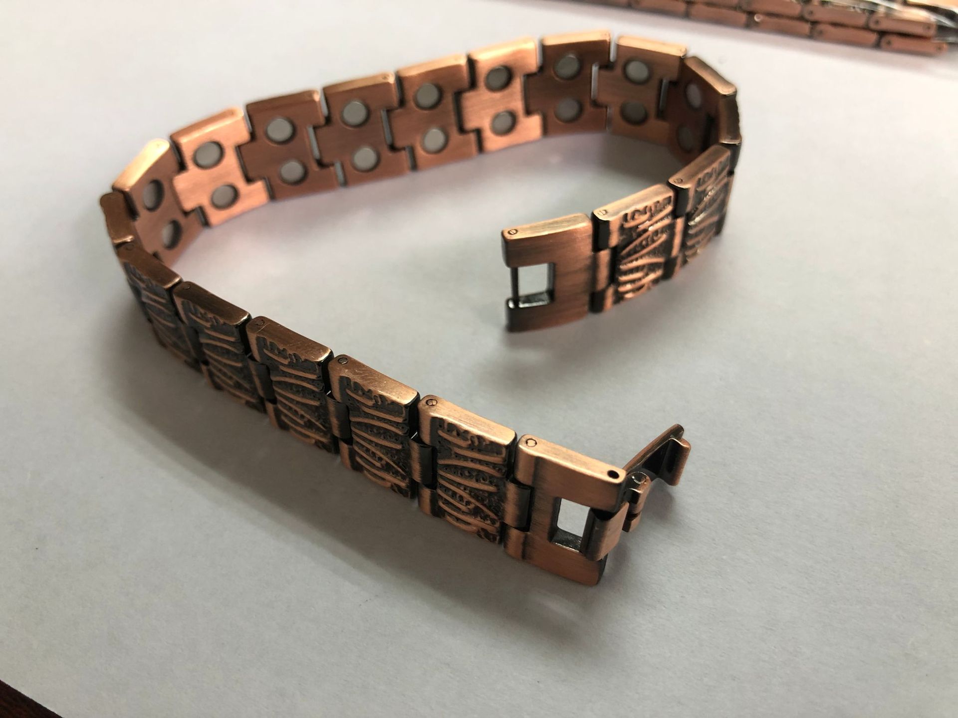 Title 3, Dragon double row magnet copper bracelet