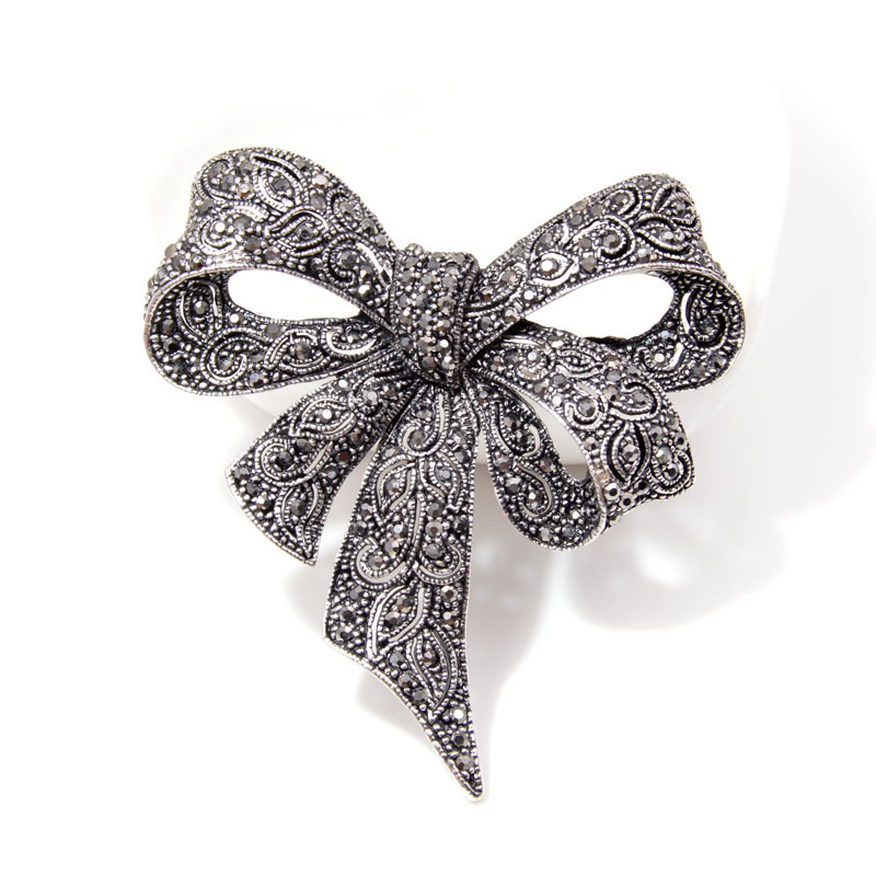 Title 2, Western clothing accessories bow tie Brooch Pin