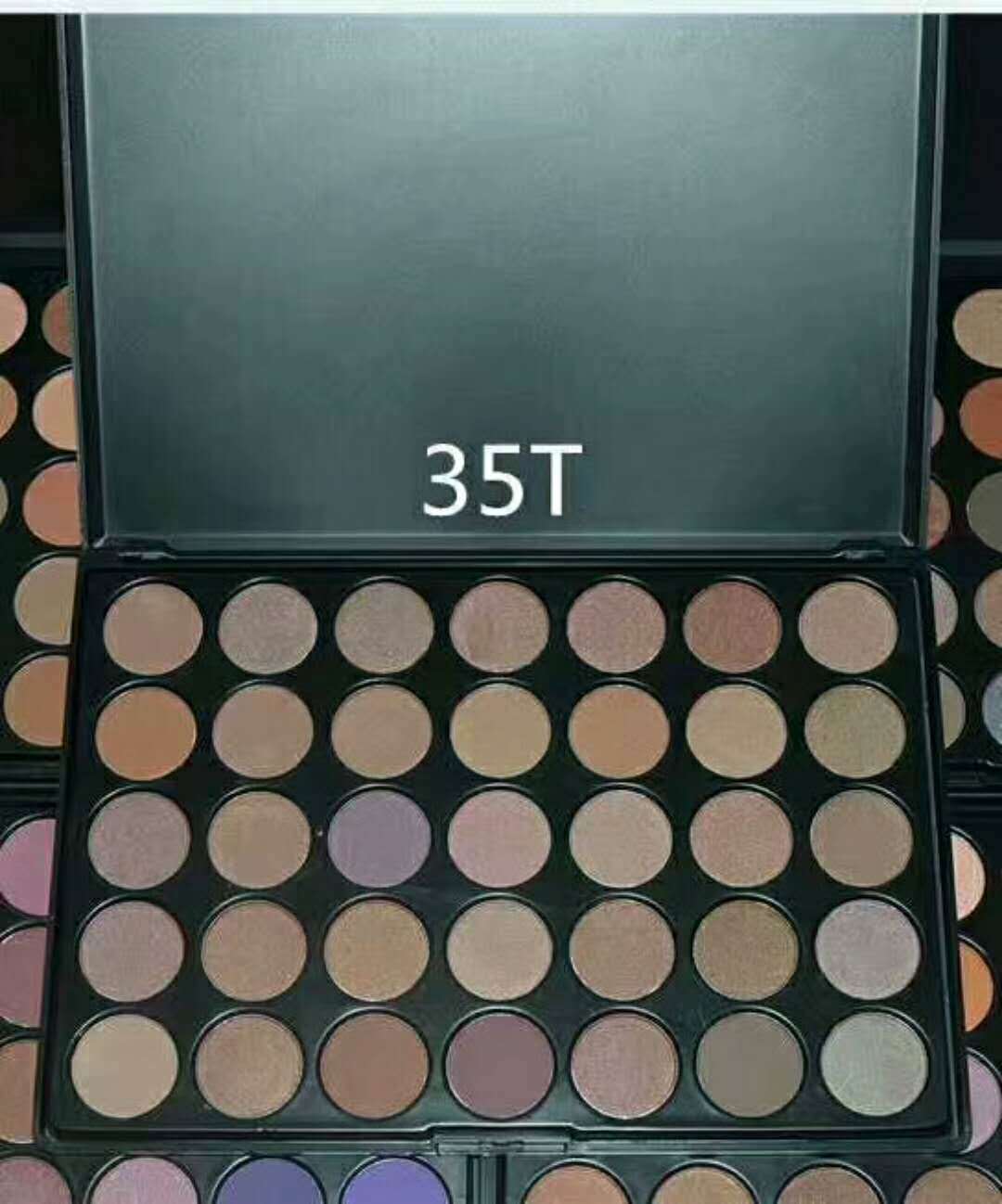 Title 5, Palette ombretti MORPHE35 per look infiniti. 35...