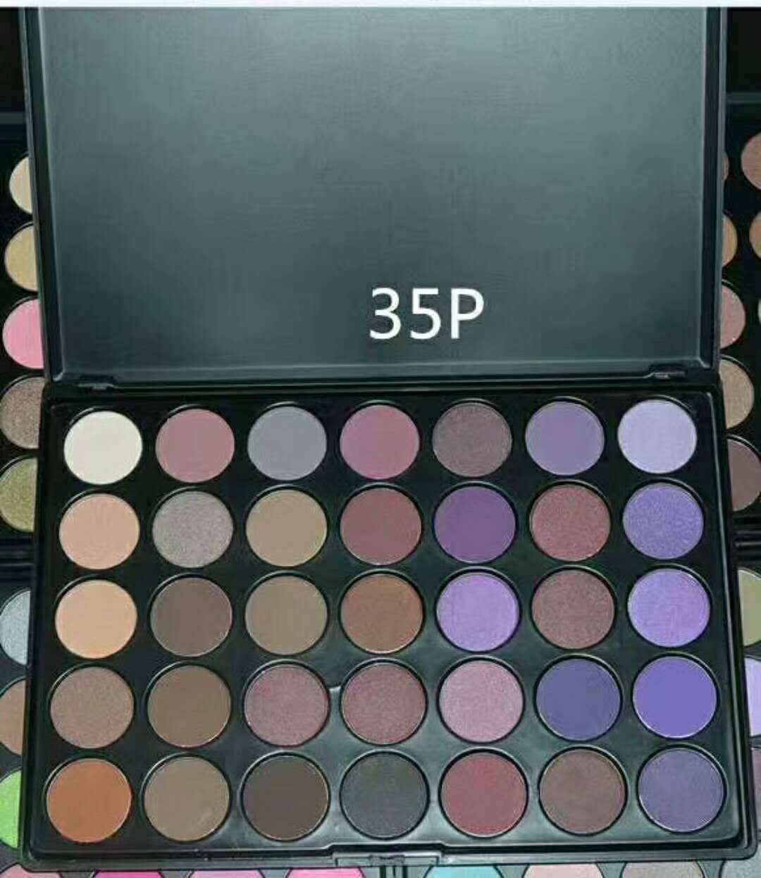 Title 6, Palette ombretti MORPHE35 per look infiniti. 35...