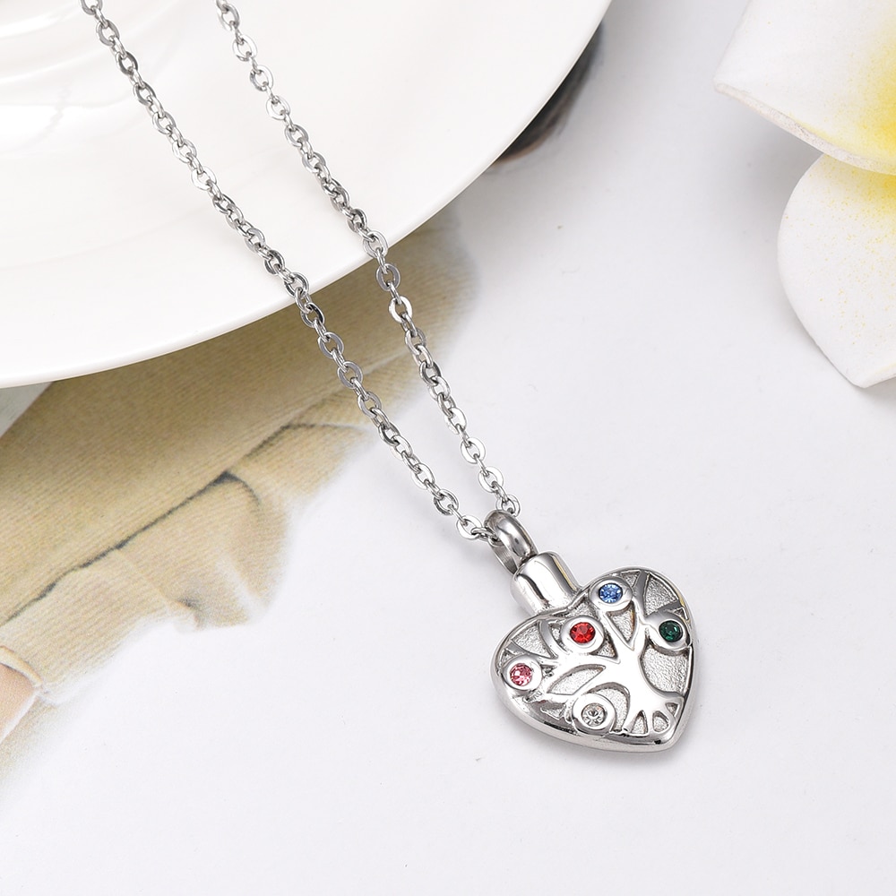 Title 2, Heart-shaped diamond casket necklace pendant