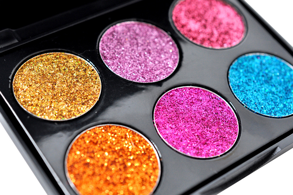 Title 5, Paleta de sombras com glitter para olhos radian...