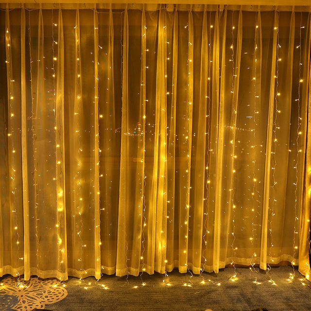 SVELTA-3X3M-300-LED-Garland-Ch