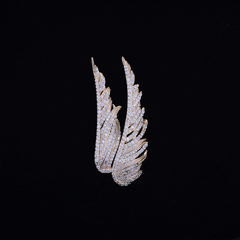 Title 5, Material angel wings brooch unisex suit pin