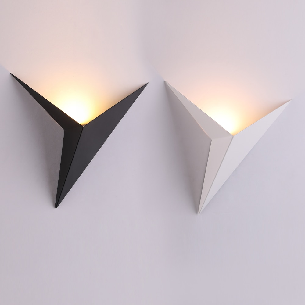 Title 1, Triangle wall lamp with maple leaf design for b...