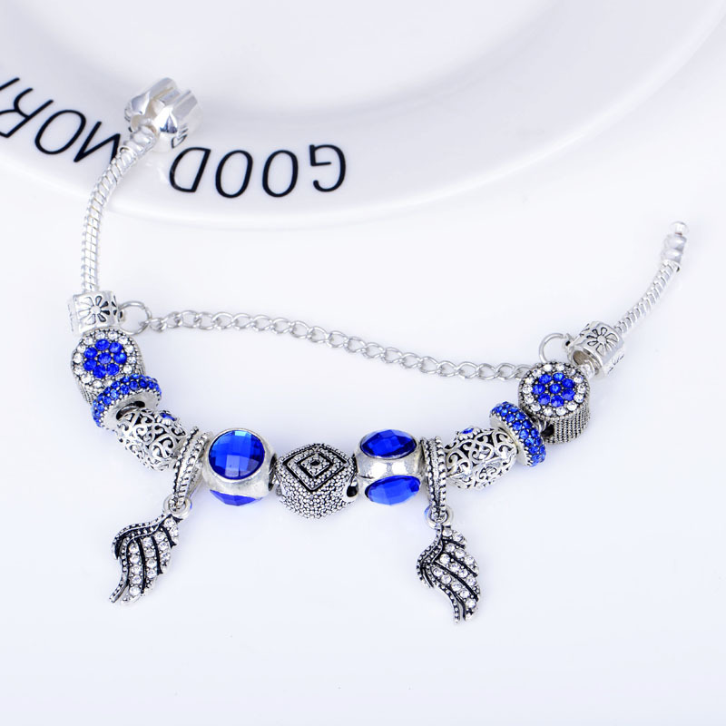 Title 3, Deep Blue Cat Eyeball Bracelet