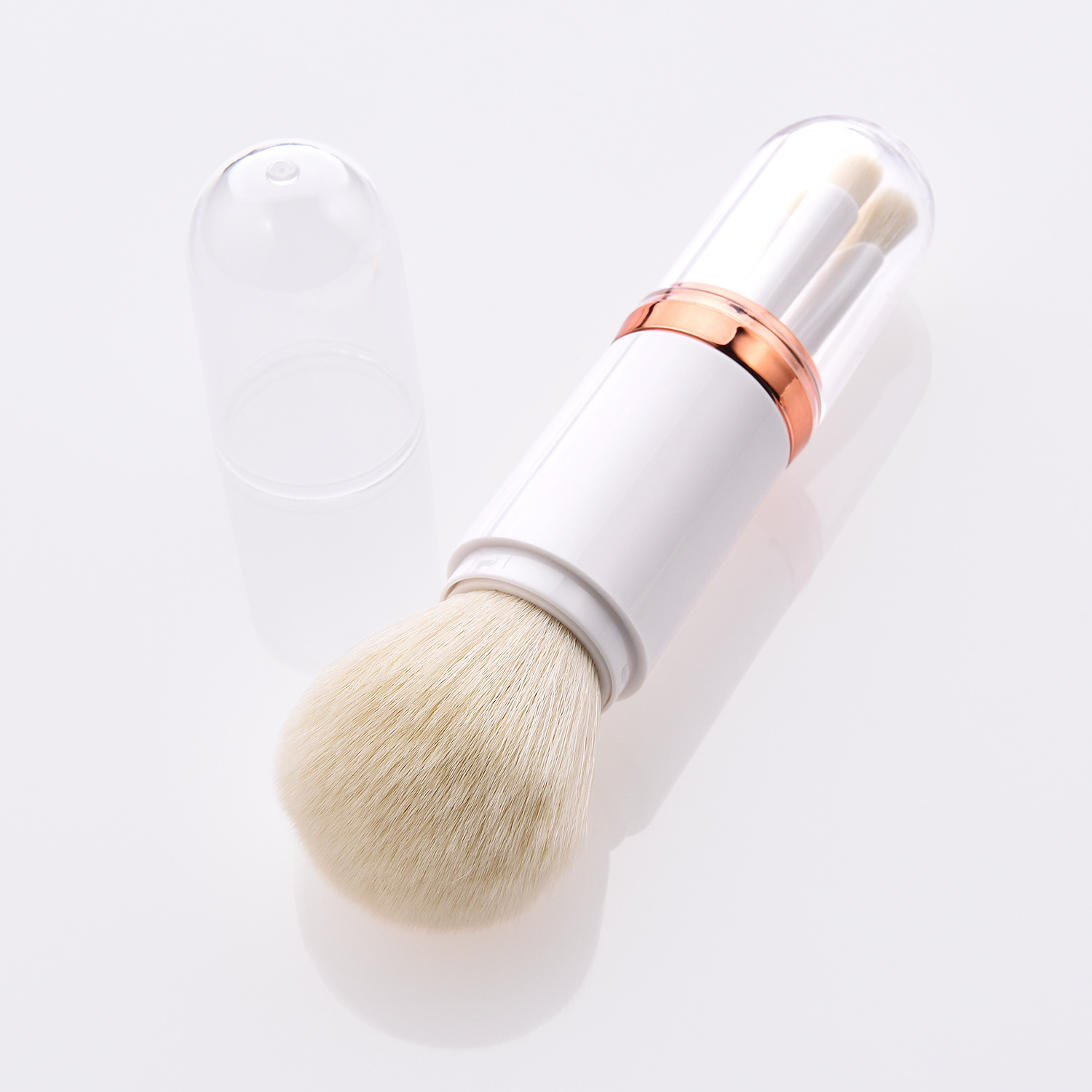 Title 3, Retractable double head makeup brush for flawle...