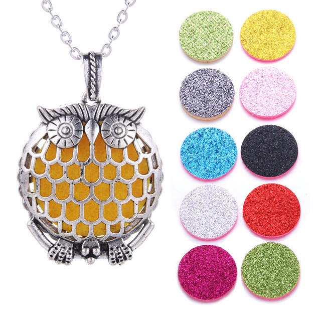 Aroma-Diffuser-Necklace-Open-A