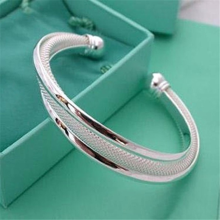 Title 8, Ross Torque Bangle