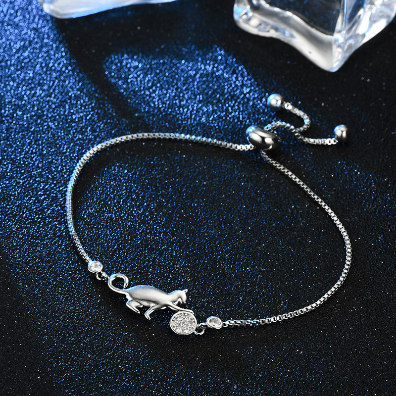 Title 6, Cute cat adjustable bracelet