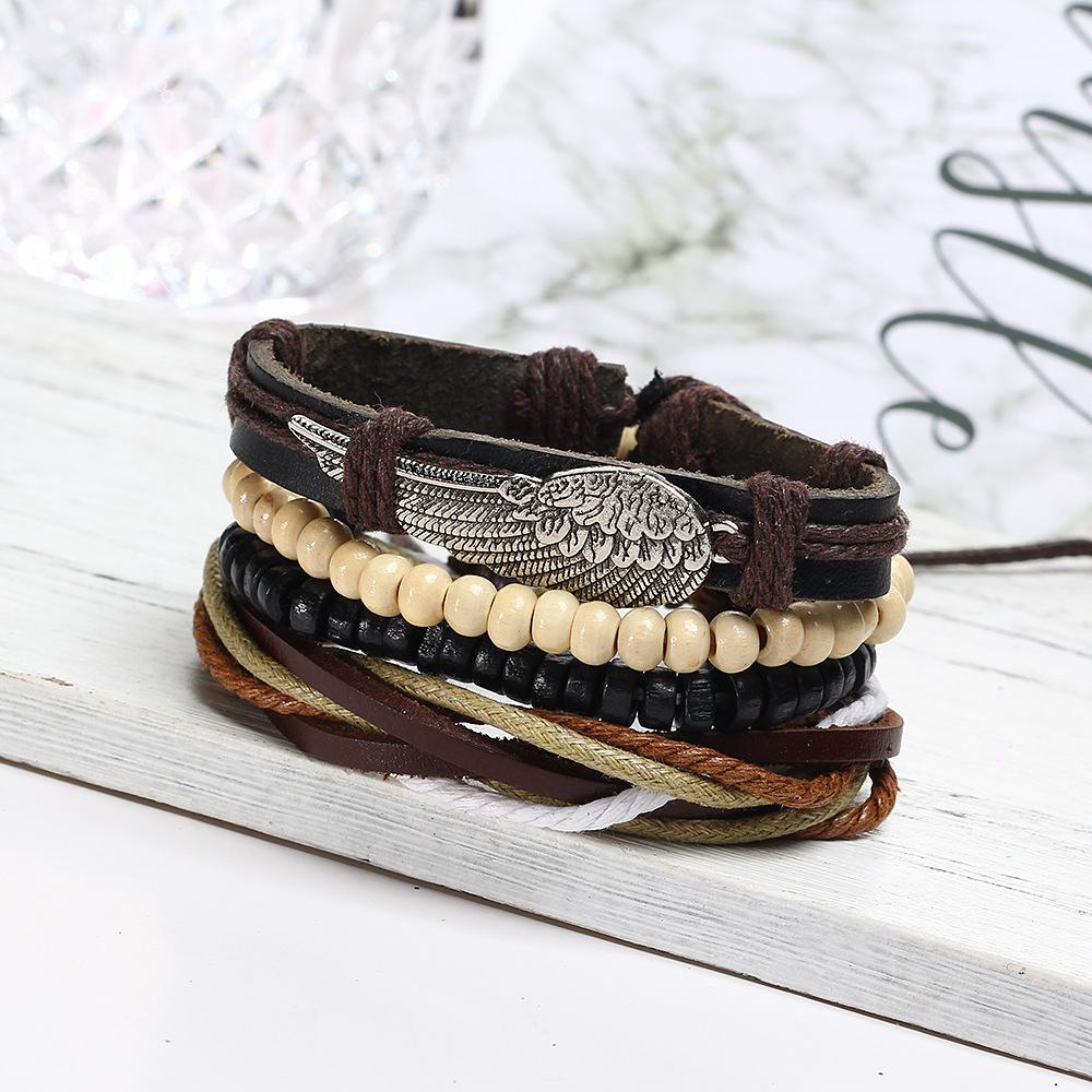 Title 1, Wing multi-layer bracelet