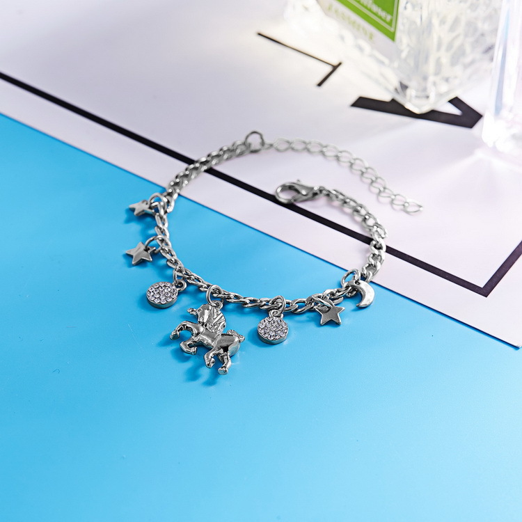 Title 6, Cartoon Star Moon Pendant Bracelet Simple Crea...