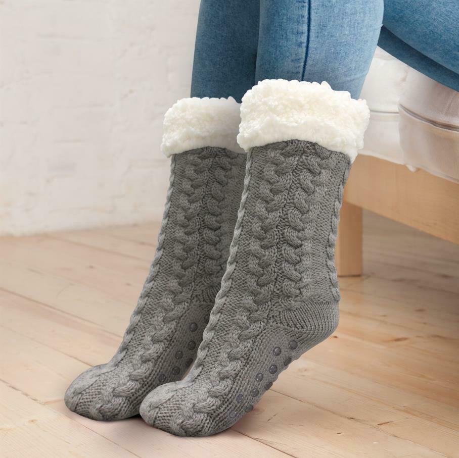 Title 4, Non-slip padded lazy socks