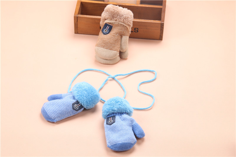 Title 12, New Stylish Warm Mittens For Boys And Girls. Ke...