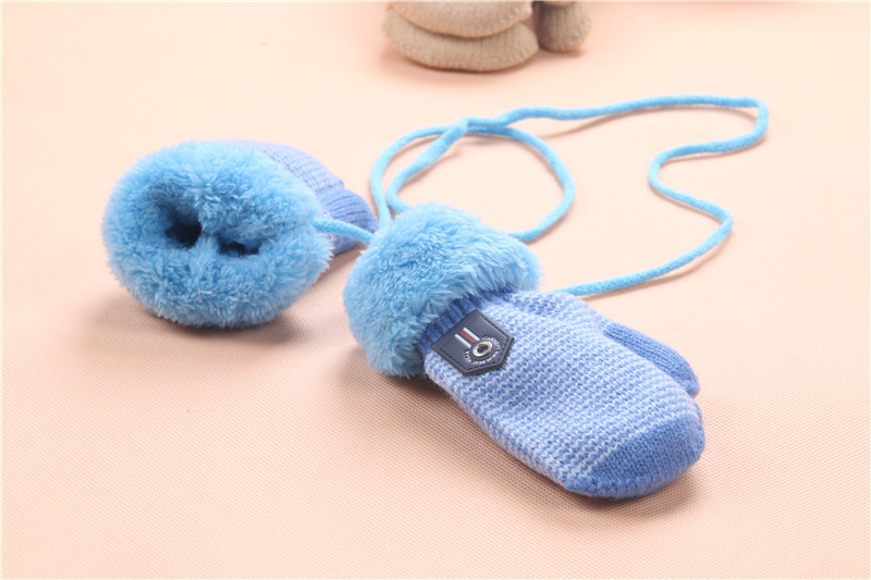 Title 14, New Stylish Warm Mittens For Boys And Girls. Ke...