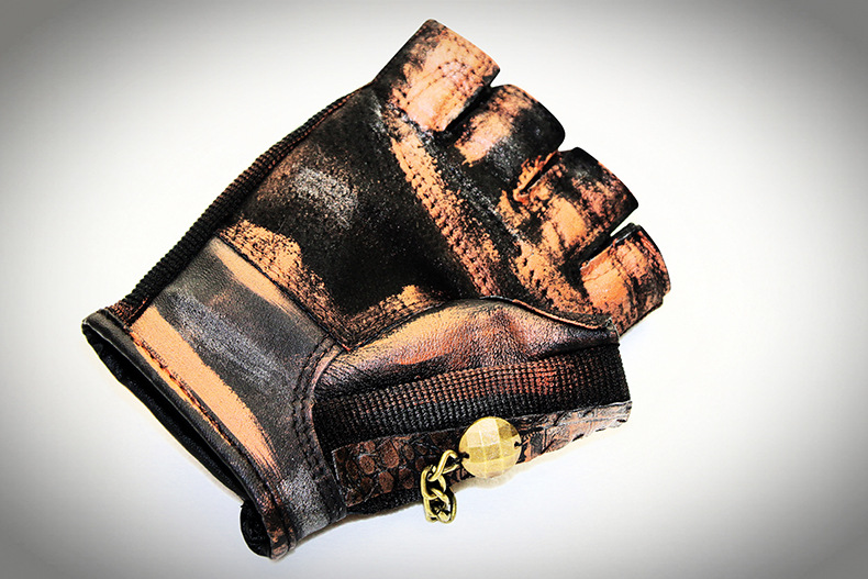 Title 16, Steampunk Rock Locomotive Half Finger Gloves Ou...