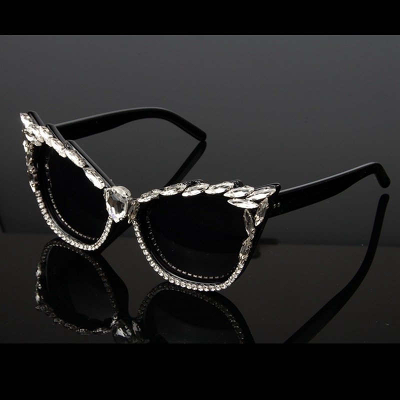 Title 2, Cat eye sunglasses with rhinestones