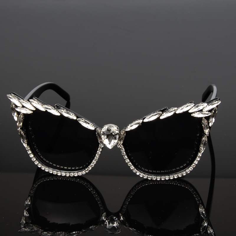 Title 3, Cat eye sunglasses with rhinestones