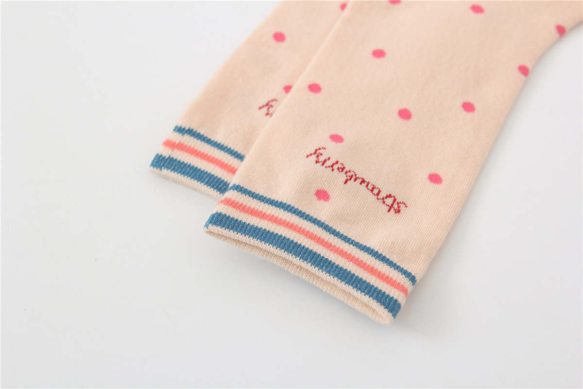 Title 15, Womens Cotton Breathable Sports Strawberry Socks