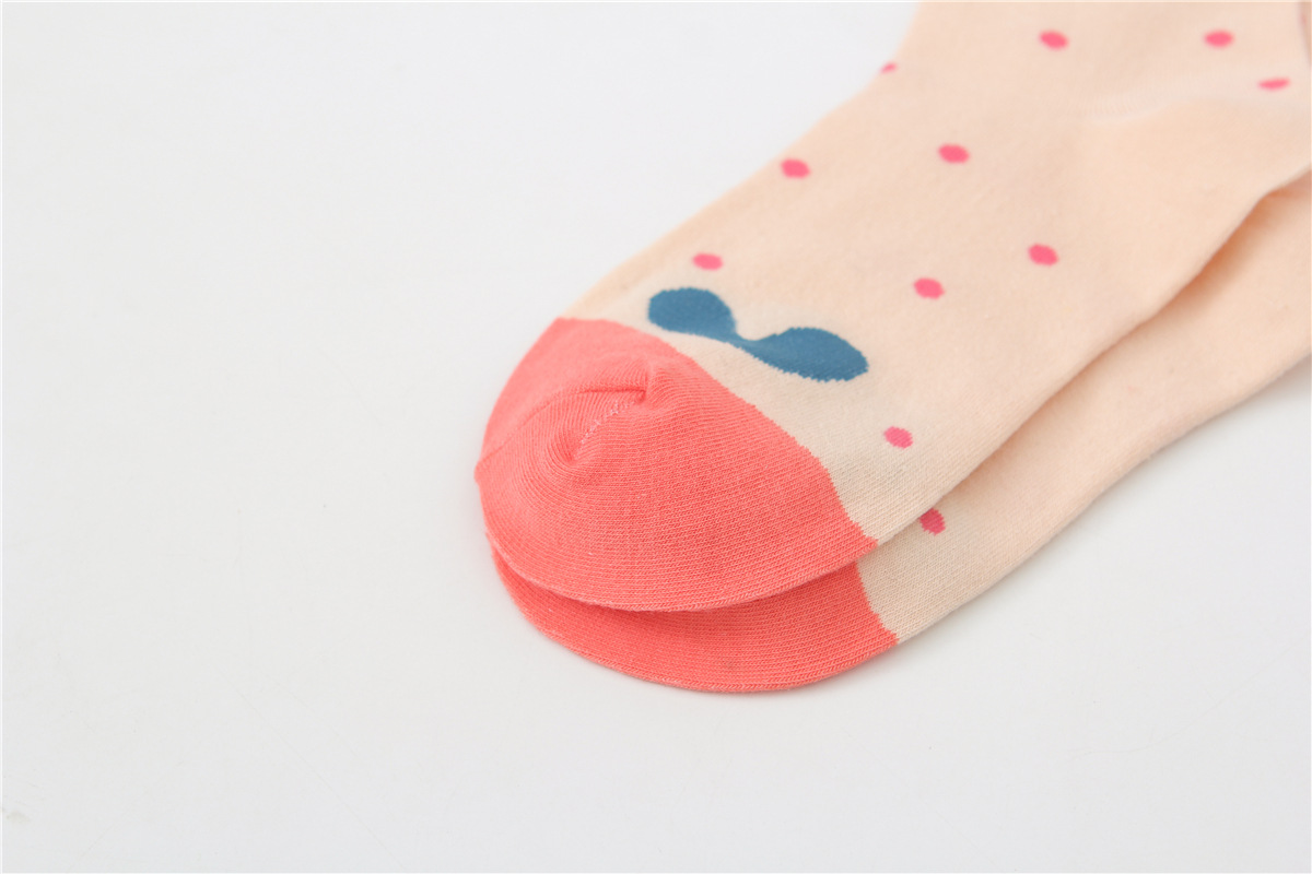 Title 17, Womens Cotton Breathable Sports Strawberry Socks