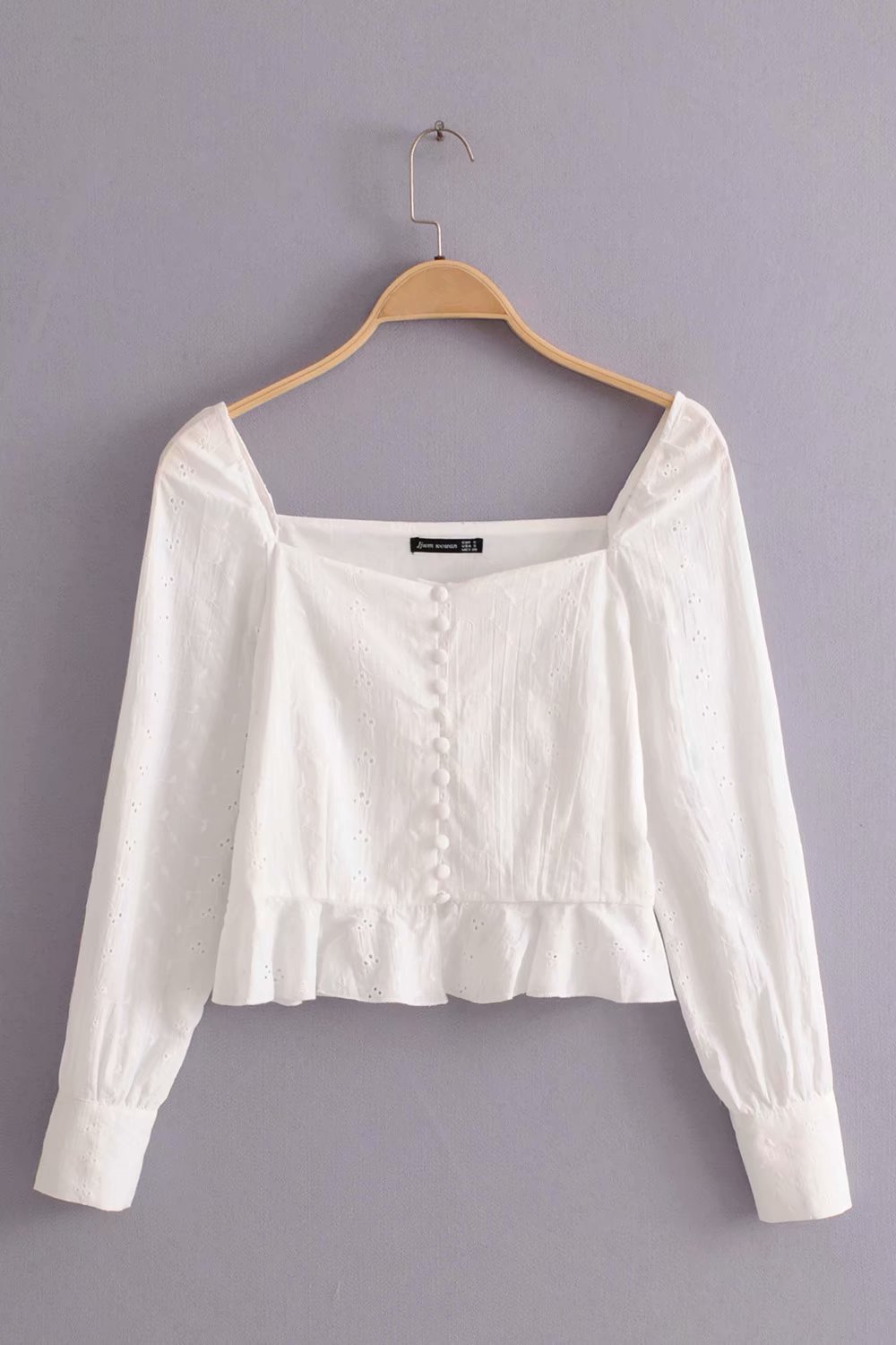 Title 5, Square collar lace single-breasted shirt