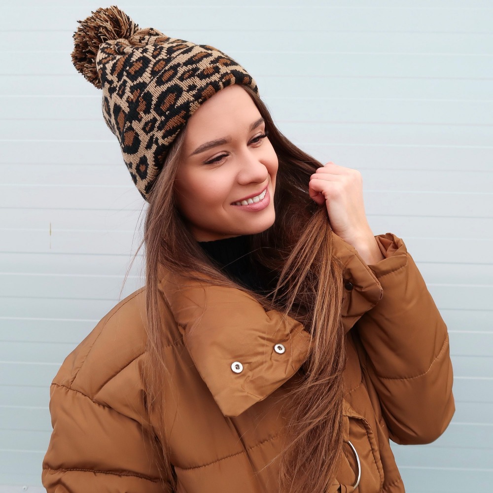 Title 1, Bonnet en tricot léopard pour femmes