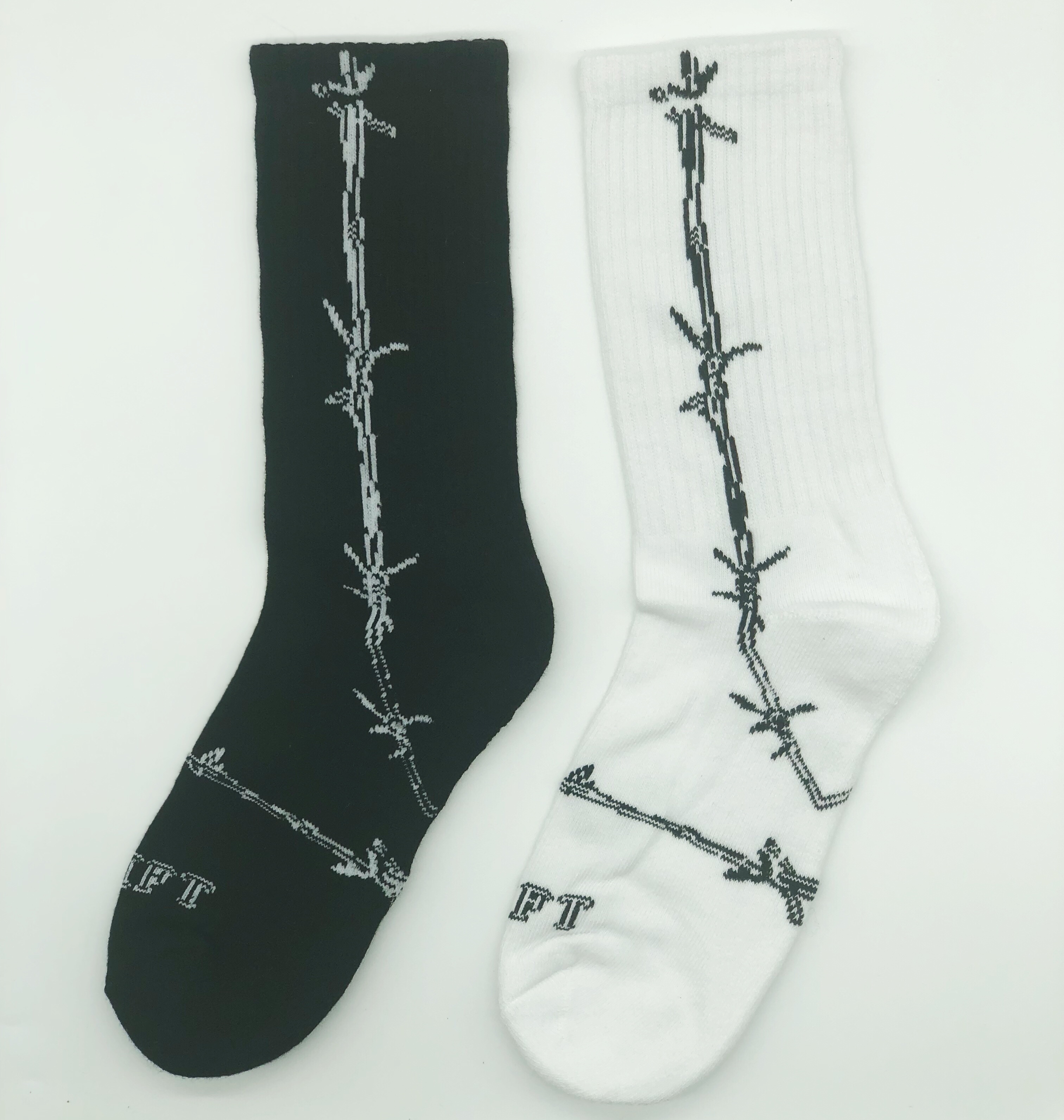 Title 4, Chaussettes à dents avec mouvement d