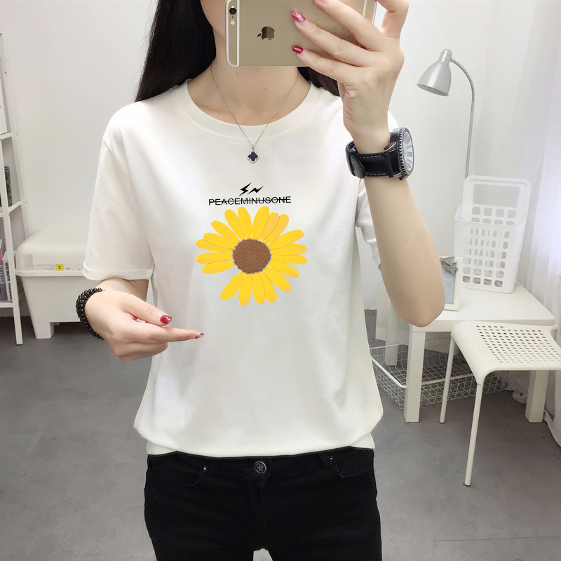 Title 16, Daisy flower short sleeve