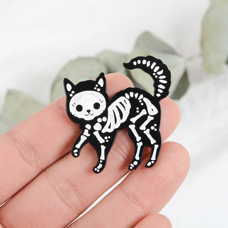 Title 9, Black cat skull