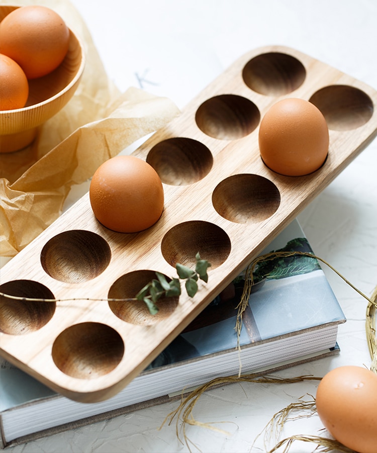 Title 9, Storage box for eggs