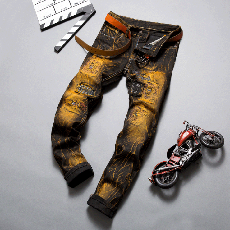 Title 2, Nostalgic color locomotive ripped jeans for a v...