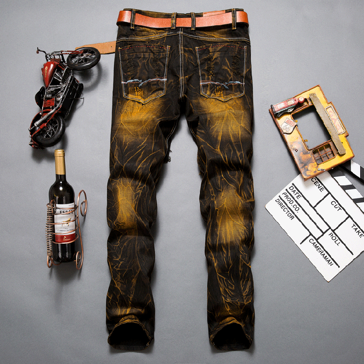 Title 4, Nostalgic color locomotive ripped jeans for a v...