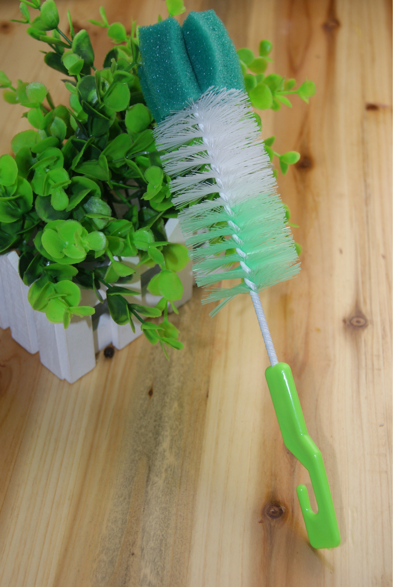 Title 3, Large single sponge head bottle brush for thoro...