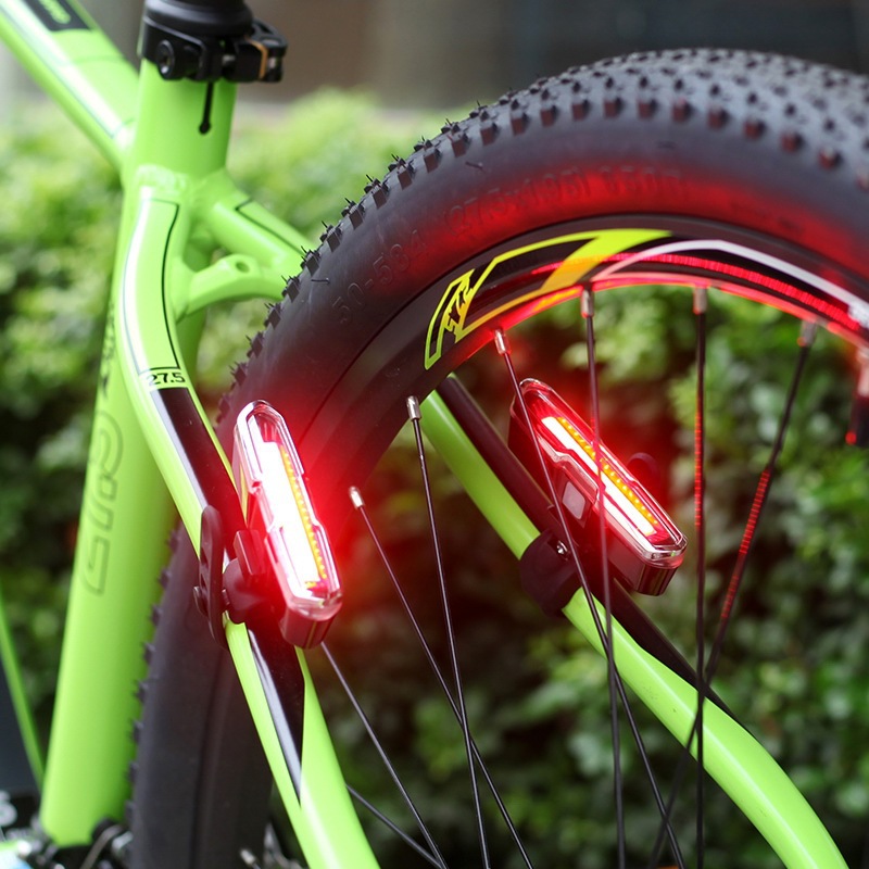 Title 2, USB charging bicycle taillight