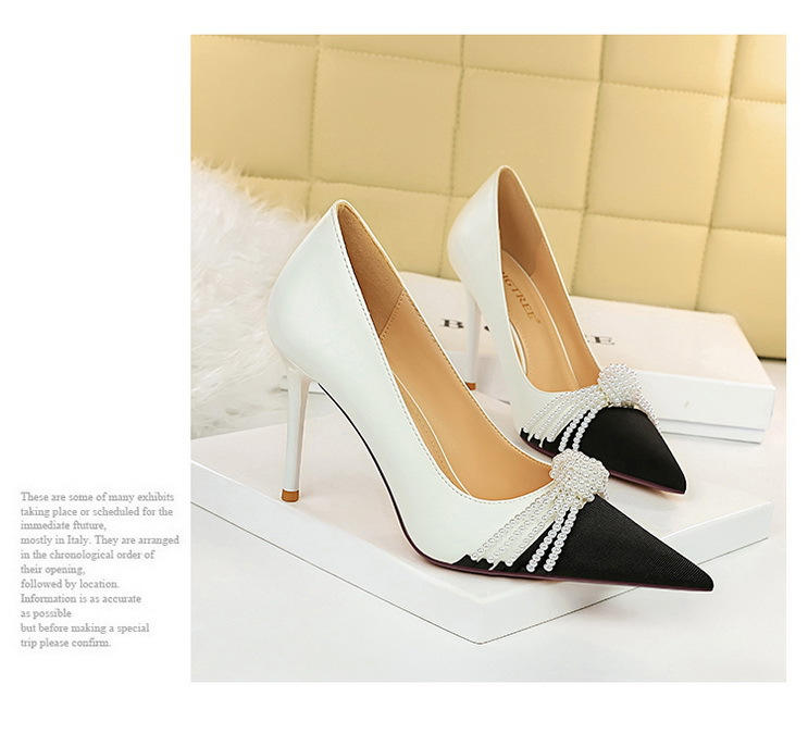 Title 6, Elegante Damen High Heels mit spitzer Zehenpart...