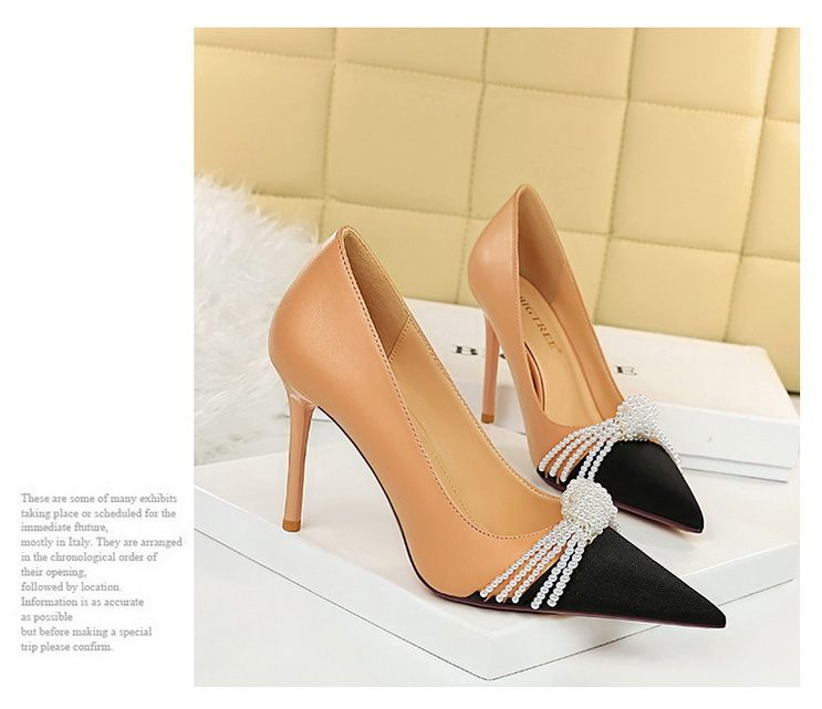 Title 9, Elegante Damen High Heels mit spitzer Zehenpart...