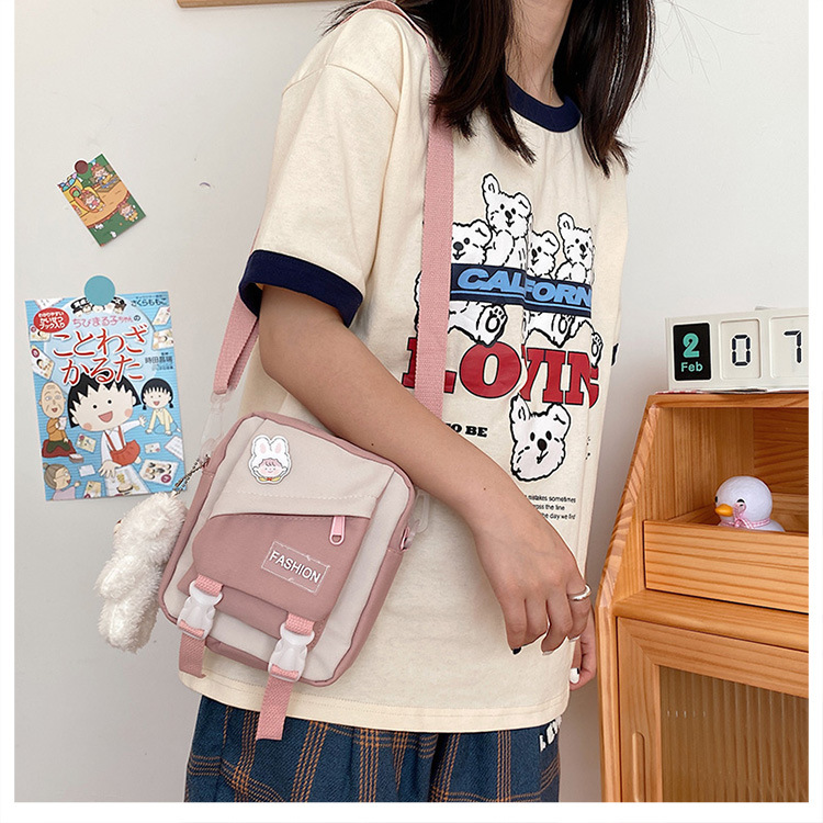 Title 14, Nuova Borsa Messenger Giapponese in Nylon Carin...