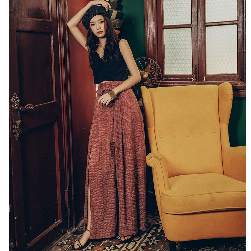 Women With Open Pants And Wide Legs