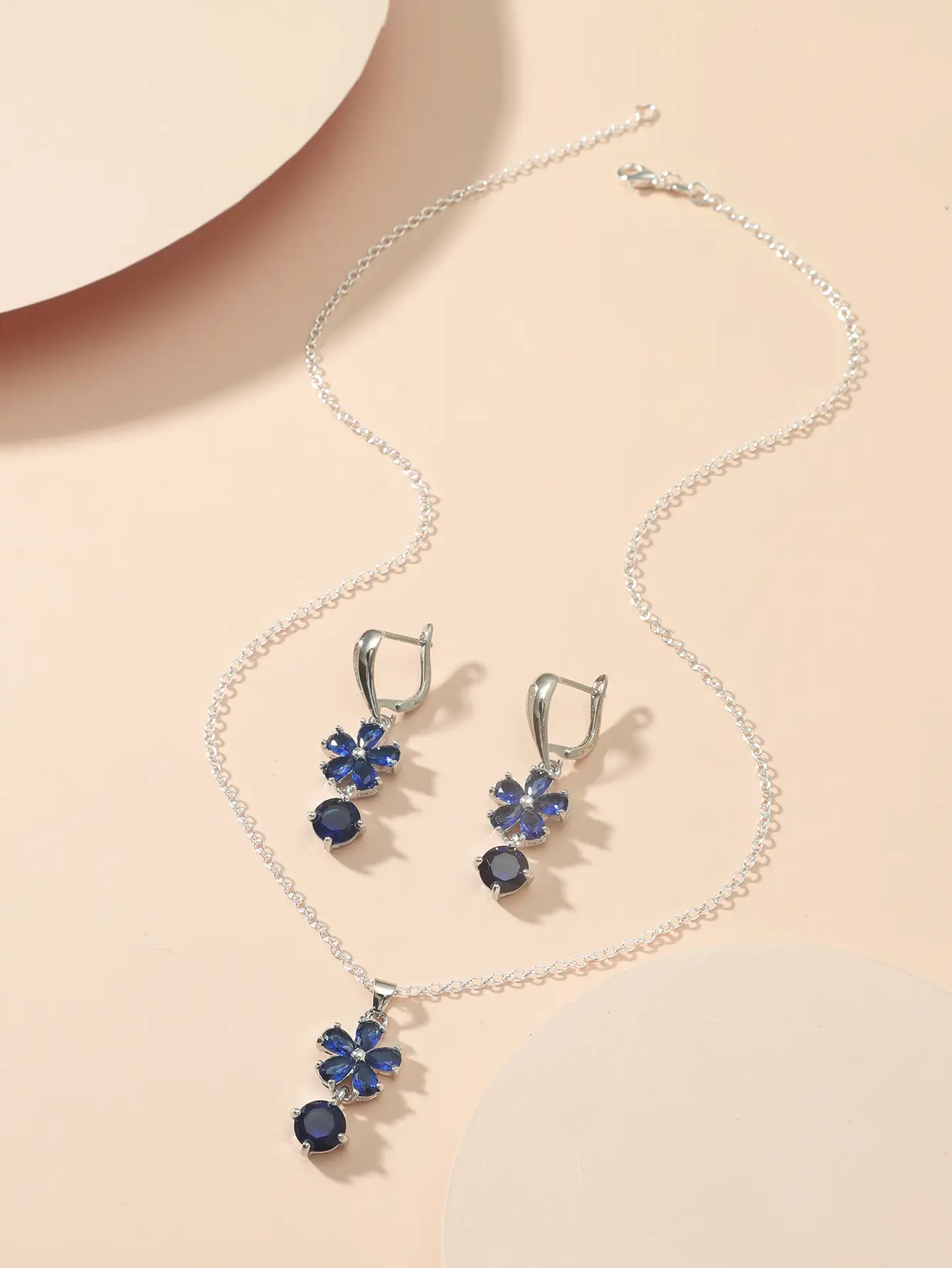 European And American Fashion Necklace Women's Gemstone Clavicle Chain Jewelry Set