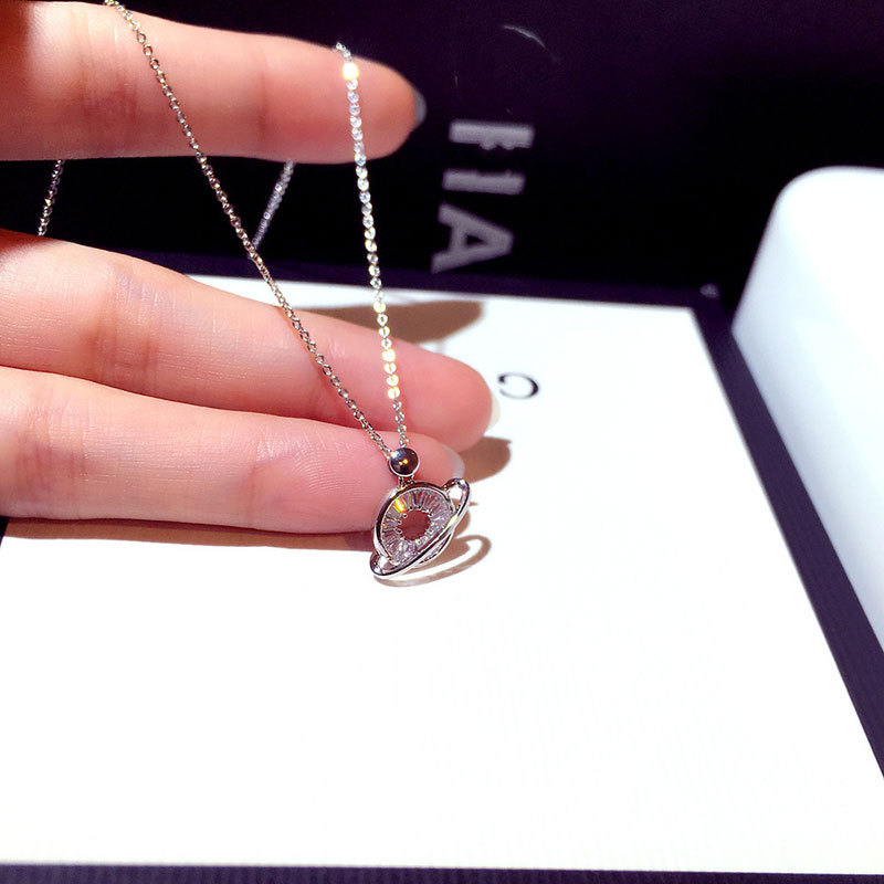 Circle Pendant Short Necklace High-quality Zircon Planet Clavicle Chain