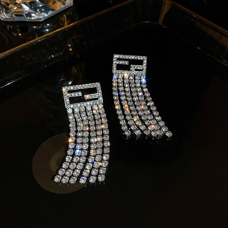 Silver Needle Diamond Tassel Earrings Personalized High-end Long Style
