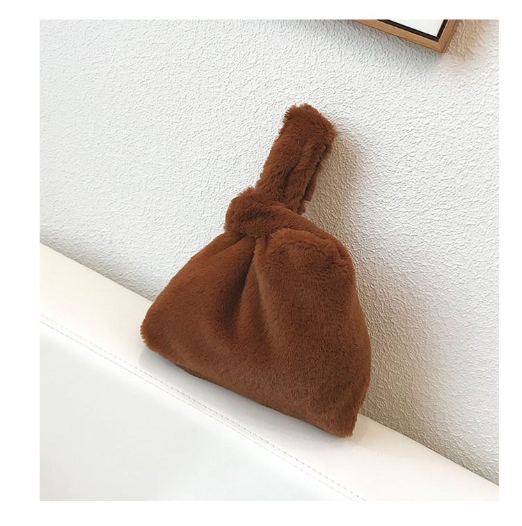 Title 50, Sac à main en peluche gilet