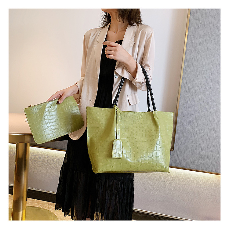 Title 1, Simple large-capacity handbag perfect for every...