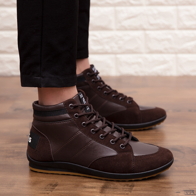 Title 15, British leather boots for men and women. Durabl...