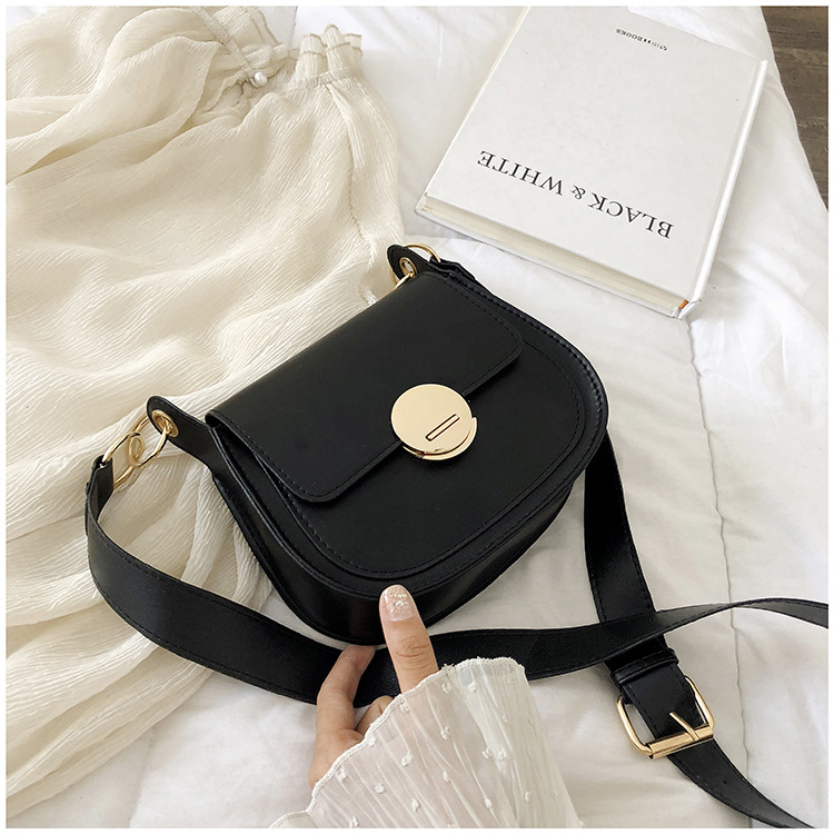 Title 9, Crossbody fashion texture saddle bag