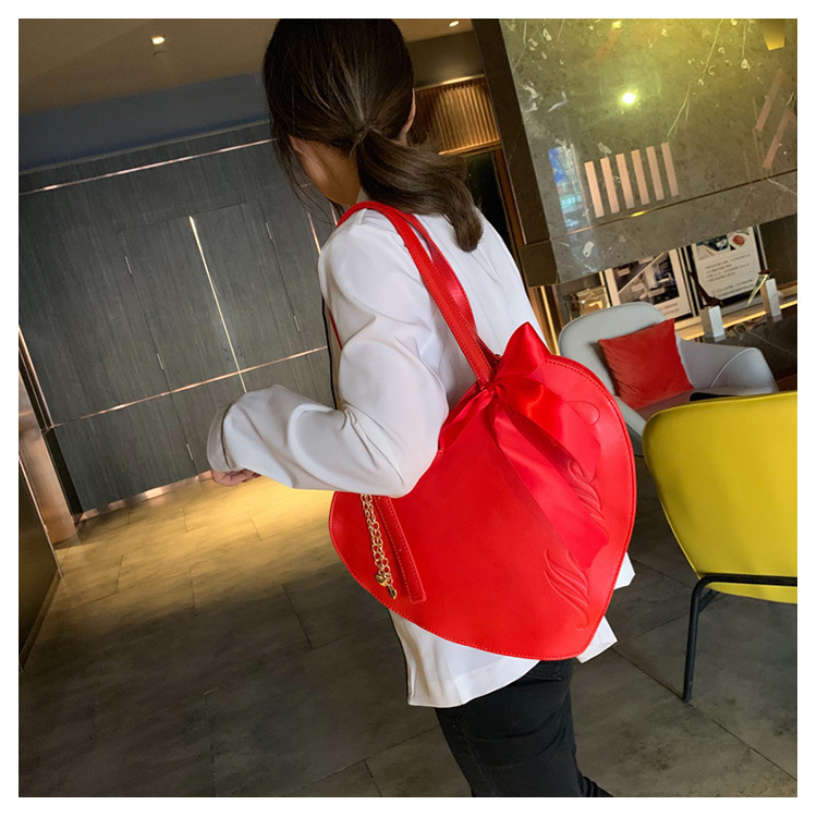 Title 15, Creative One Shoulder Big Bag Girl Love Heart F...